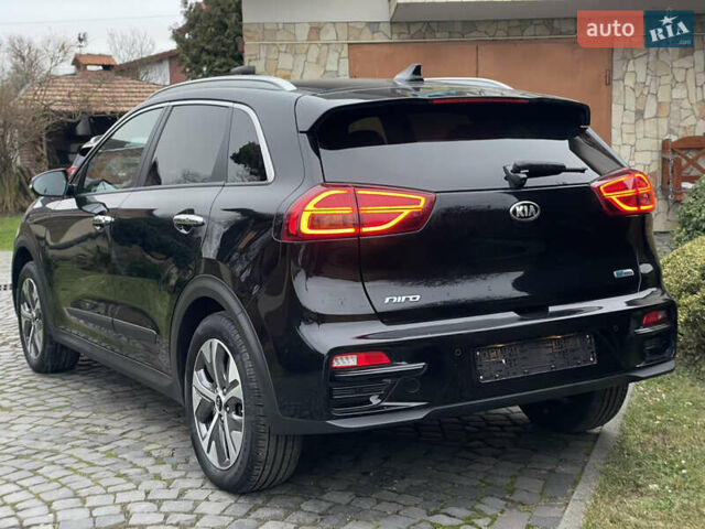 Черный Киа Niro, объемом двигателя 0 л и пробегом 111 тыс. км за 19300 $, фото 6 на Automoto.ua