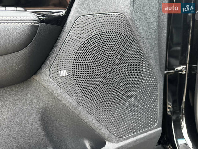 Чорний Кіа Niro, об'ємом двигуна 0 л та пробігом 107 тис. км за 20500 $, фото 41 на Automoto.ua