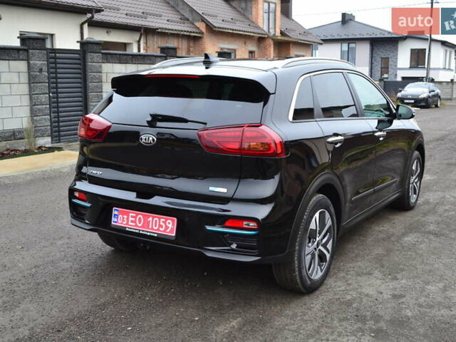 Чорний Кіа Niro, об'ємом двигуна 0 л та пробігом 169 тис. км за 18450 $, фото 15 на Automoto.ua