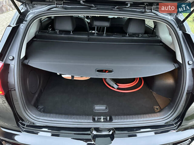 Черный Киа Niro, объемом двигателя 0 л и пробегом 135 тыс. км за 18650 $, фото 21 на Automoto.ua