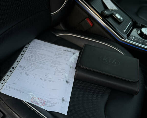 Черный Киа Niro, объемом двигателя 0 л и пробегом 142 тыс. км за 18900 $, фото 63 на Automoto.ua