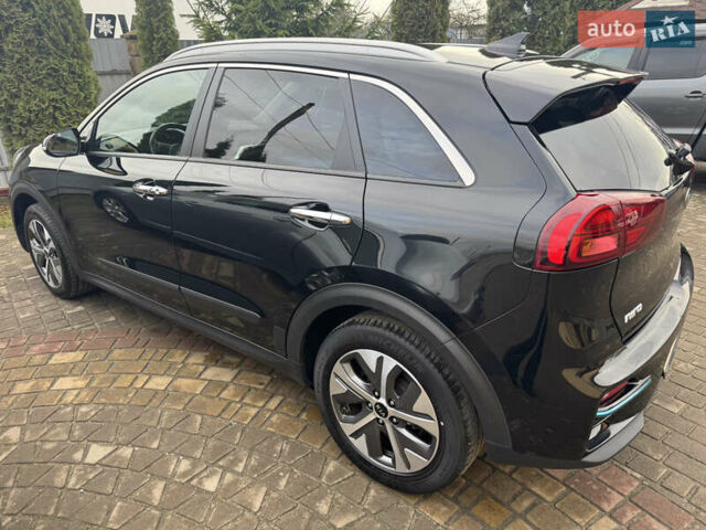 Чорний Кіа Niro, об'ємом двигуна 0 л та пробігом 164 тис. км за 18400 $, фото 33 на Automoto.ua