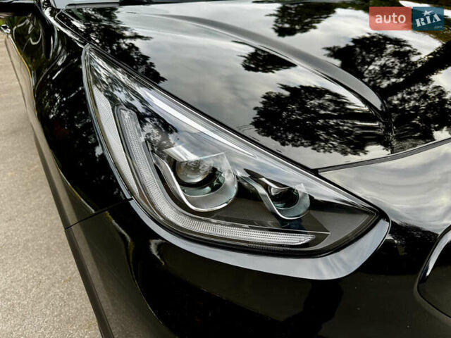 Черный Киа Niro, объемом двигателя 0 л и пробегом 78 тыс. км за 21700 $, фото 12 на Automoto.ua