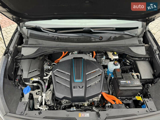 Чорний Кіа Niro, об'ємом двигуна 0 л та пробігом 109 тис. км за 17499 $, фото 37 на Automoto.ua