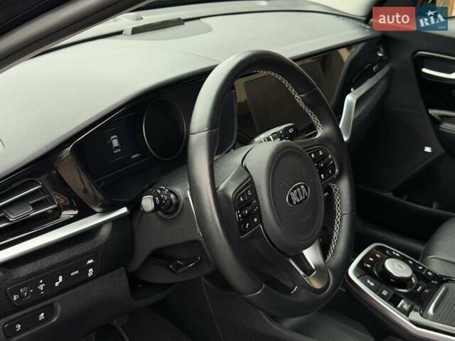 Чорний Кіа Niro, об'ємом двигуна 0 л та пробігом 89 тис. км за 20799 $, фото 45 на Automoto.ua