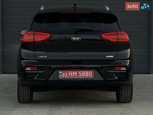 Черный Киа Niro, объемом двигателя 0 л и пробегом 142 тыс. км за 18900 $, фото 10 на Automoto.ua
