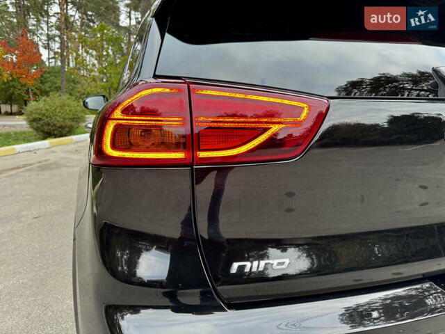Черный Киа Niro, объемом двигателя 0 л и пробегом 78 тыс. км за 21700 $, фото 32 на Automoto.ua