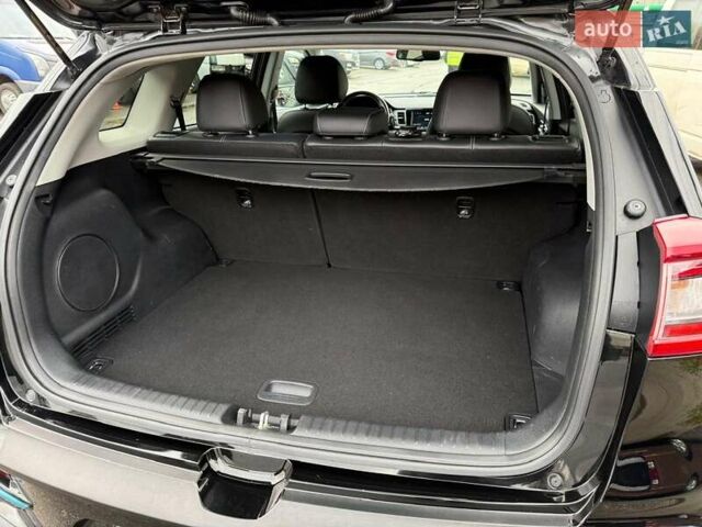 Черный Киа Niro, объемом двигателя 0 л и пробегом 84 тыс. км за 19500 $, фото 19 на Automoto.ua