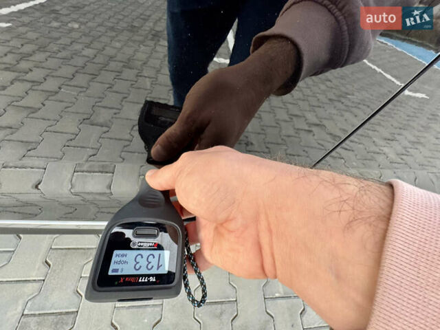 Черный Киа Niro, объемом двигателя 0 л и пробегом 128 тыс. км за 19600 $, фото 74 на Automoto.ua