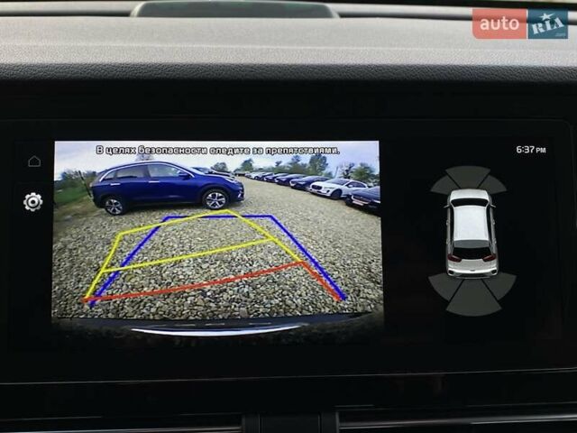 Чорний Кіа Niro, об'ємом двигуна 0 л та пробігом 96 тис. км за 20600 $, фото 62 на Automoto.ua