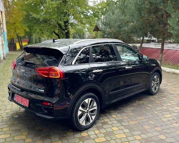 Киа Niro 2020 в Луцке на Automoto.ua Черный Киа Niro, объемом двигателя 0 л и пробегом 98 тыс. км за 20500 $, фото 44 на Automoto.ua