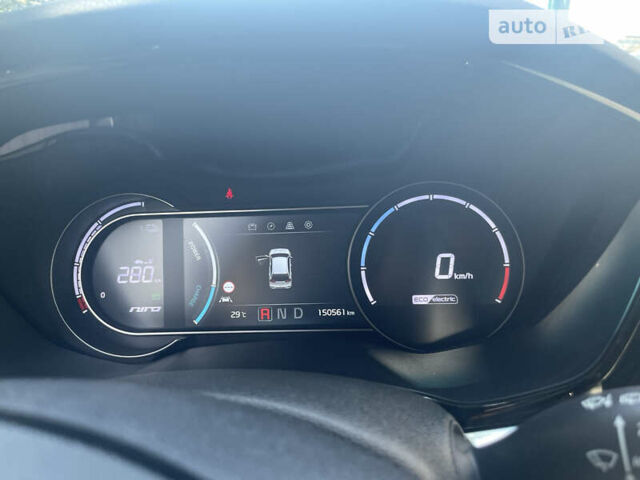 Черный Киа Niro, объемом двигателя 0 л и пробегом 151 тыс. км за 19300 $, фото 11 на Automoto.ua