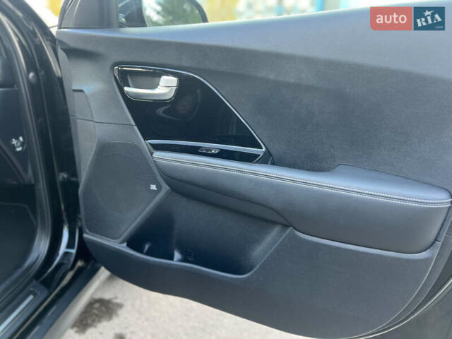 Черный Киа Niro, объемом двигателя 0 л и пробегом 140 тыс. км за 18199 $, фото 33 на Automoto.ua