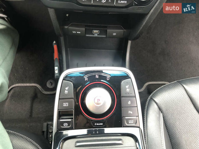 Киа Niro 2020 в Киеве на Automoto.ua Черный Киа Niro, объемом двигателя 0 л и пробегом 67 тыс. км за 21999 $, фото 41 на Automoto.ua
