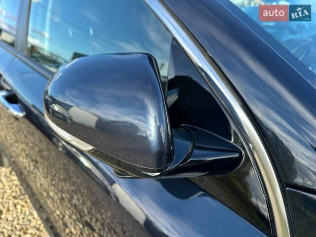 Чорний Кіа Niro, об'ємом двигуна 0 л та пробігом 68 тис. км за 24200 $, фото 15 на Automoto.ua