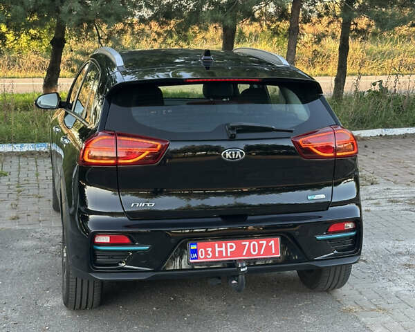 Черный Киа Niro, объемом двигателя 0 л и пробегом 112 тыс. км за 18750 $, фото 23 на Automoto.ua