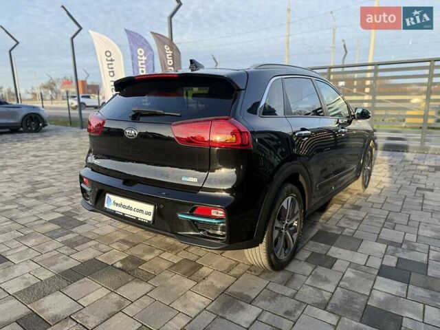 Черный Киа Niro, объемом двигателя 0 л и пробегом 105 тыс. км за 19900 $, фото 7 на Automoto.ua