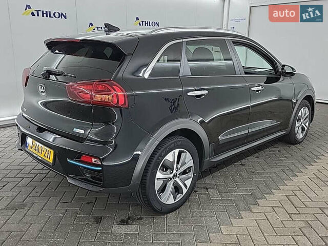 Чорний Кіа Niro, об'ємом двигуна 0 л та пробігом 81 тис. км за 19999 $, фото 21 на Automoto.ua