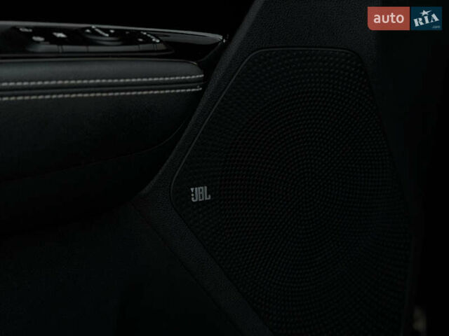 Черный Киа Niro, объемом двигателя 0 л и пробегом 142 тыс. км за 18900 $, фото 50 на Automoto.ua