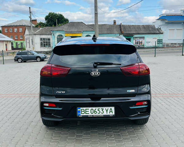 Киа Niro 2020 в Первомайск на Automoto.ua Черный Киа Niro, объемом двигателя 0 л и пробегом 121 тыс. км за 18800 $, фото 3 на Automoto.ua
