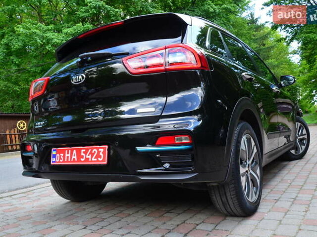 Черный Киа Niro, объемом двигателя 0 л и пробегом 62 тыс. км за 17450 $, фото 31 на Automoto.ua