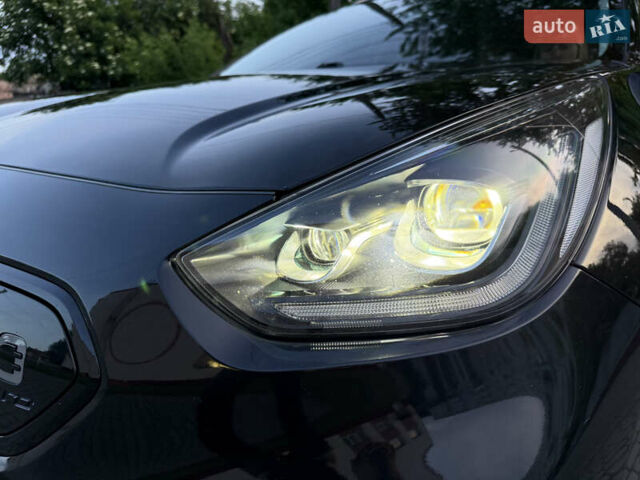 Черный Киа Niro, объемом двигателя 0 л и пробегом 135 тыс. км за 17999 $, фото 14 на Automoto.ua