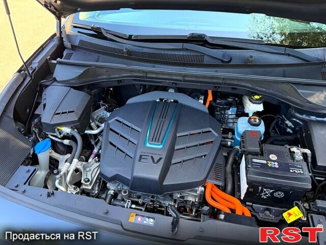 Черный Киа Niro, объемом двигателя 64 л и пробегом 85 тыс. км за 19500 $, фото 8 на Automoto.ua