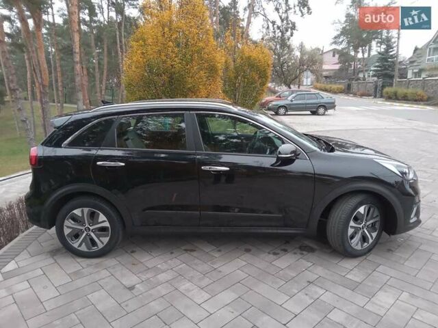 Черный Киа Niro, объемом двигателя 0 л и пробегом 92 тыс. км за 19945 $, фото 10 на Automoto.ua