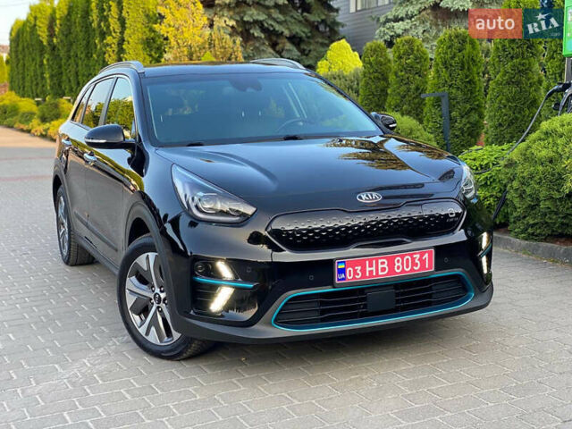 Черный Киа Niro, объемом двигателя 0 л и пробегом 152 тыс. км за 19200 $, фото 1 на Automoto.ua