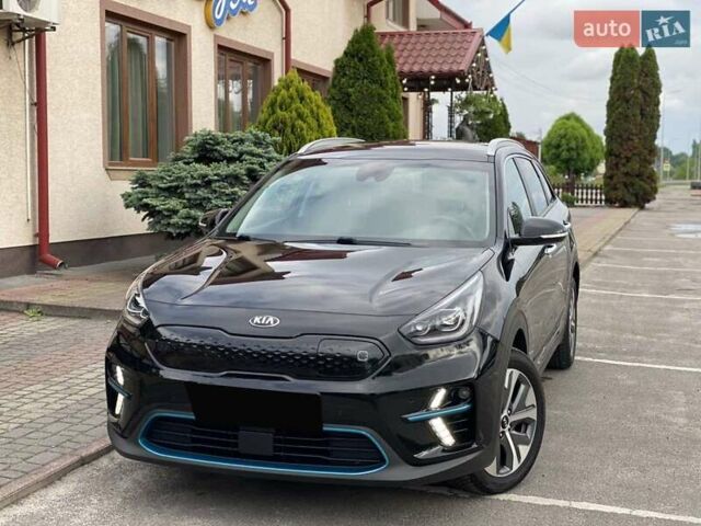 Чорний Кіа Niro, об'ємом двигуна 0 л та пробігом 109 тис. км за 19850 $, фото 21 на Automoto.ua