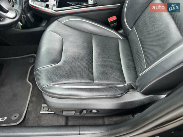 Чорний Кіа Niro, об'ємом двигуна 0 л та пробігом 140 тис. км за 17999 $, фото 46 на Automoto.ua