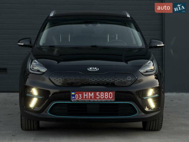 Черный Киа Niro, объемом двигателя 0 л и пробегом 142 тыс. км за 18900 $, фото 3 на Automoto.ua