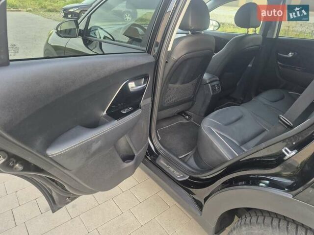 Черный Киа Niro, объемом двигателя 0 л и пробегом 142 тыс. км за 17700 $, фото 65 на Automoto.ua