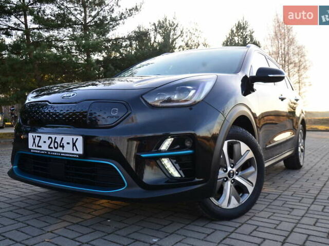 Черный Киа Niro, объемом двигателя 0 л и пробегом 68 тыс. км за 17450 $, фото 10 на Automoto.ua