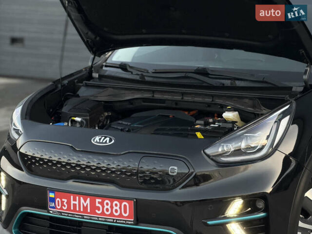 Черный Киа Niro, объемом двигателя 0 л и пробегом 142 тыс. км за 18900 $, фото 15 на Automoto.ua