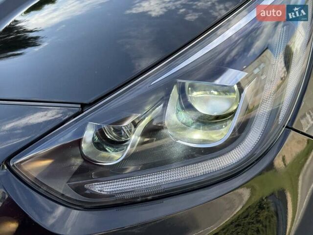 Черный Киа Niro, объемом двигателя 0 л и пробегом 98 тыс. км за 20999 $, фото 15 на Automoto.ua