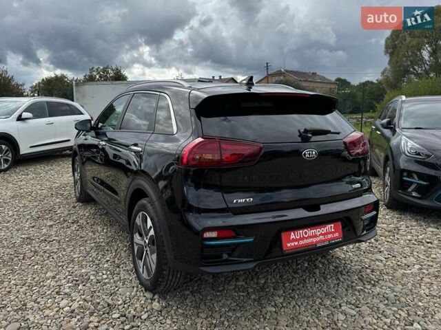 Чорний Кіа Niro, об'ємом двигуна 0 л та пробігом 69 тис. км за 23200 $, фото 20 на Automoto.ua