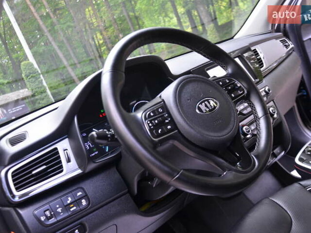 Черный Киа Niro, объемом двигателя 0 л и пробегом 76 тыс. км за 17550 $, фото 35 на Automoto.ua