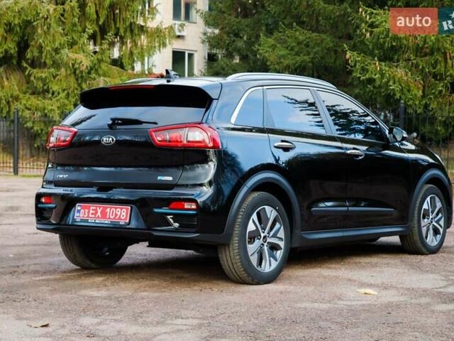 Черный Киа Niro, объемом двигателя 0 л и пробегом 110 тыс. км за 17450 $, фото 13 на Automoto.ua