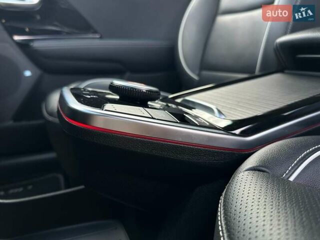 Черный Киа Niro, объемом двигателя 0 л и пробегом 80 тыс. км за 23400 $, фото 63 на Automoto.ua