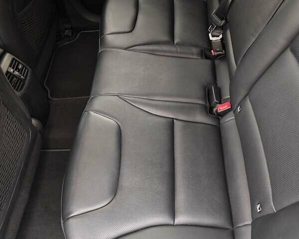 Чорний Кіа Niro, об'ємом двигуна 0 л та пробігом 115 тис. км за 20700 $, фото 59 на Automoto.ua