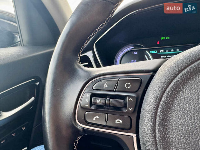 Черный Киа Niro, объемом двигателя 0 л и пробегом 128 тыс. км за 19600 $, фото 39 на Automoto.ua