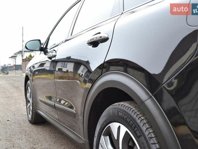 Чорний Кіа Niro, об'ємом двигуна 0 л та пробігом 169 тис. км за 18450 $, фото 24 на Automoto.ua