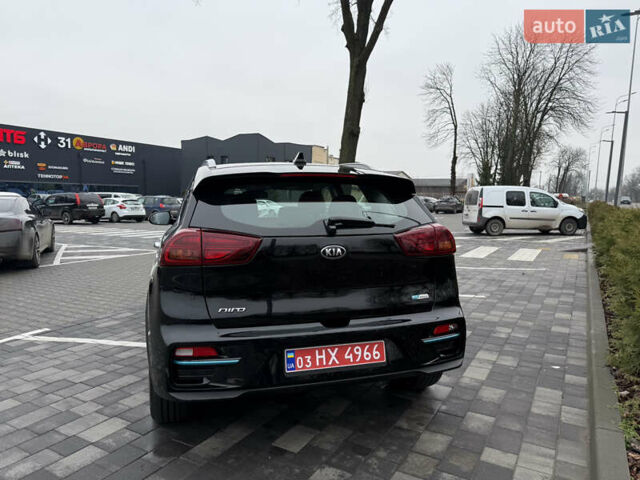 Черный Киа Niro, объемом двигателя 0 л и пробегом 72 тыс. км за 19300 $, фото 3 на Automoto.ua