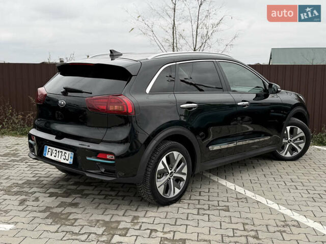 Черный Киа Niro, объемом двигателя 0 л и пробегом 61 тыс. км за 19300 $, фото 14 на Automoto.ua