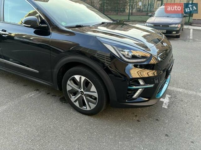 Черный Киа Niro, объемом двигателя 0 л и пробегом 105 тыс. км за 20500 $, фото 34 на Automoto.ua