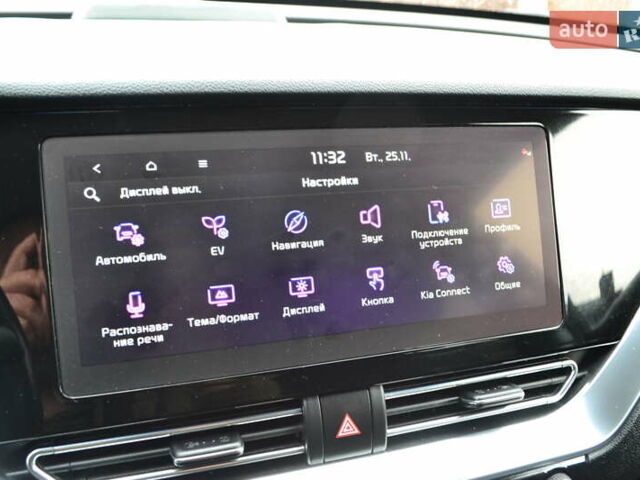 Чорний Кіа Niro, об'ємом двигуна 0 л та пробігом 169 тис. км за 18450 $, фото 64 на Automoto.ua