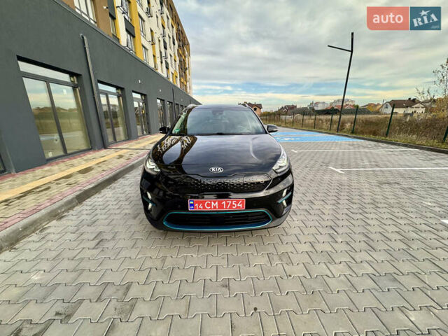 Черный Киа Niro, объемом двигателя 0 л и пробегом 128 тыс. км за 19600 $, фото 2 на Automoto.ua