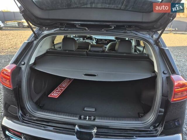 Черный Киа Niro, объемом двигателя 0 л и пробегом 132 тыс. км за 19449 $, фото 20 на Automoto.ua