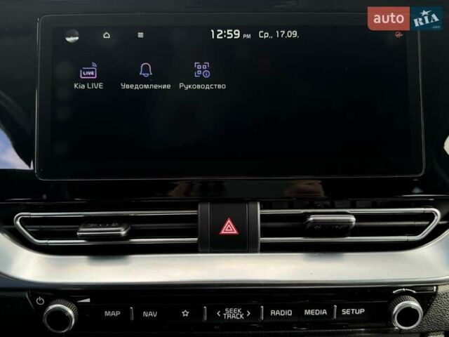 Чорний Кіа Niro, об'ємом двигуна 0 л та пробігом 69 тис. км за 23200 $, фото 45 на Automoto.ua